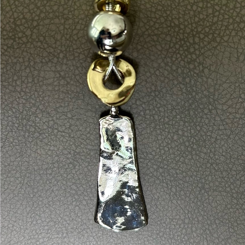 Elegant Silver and Gold Pendant Necklace